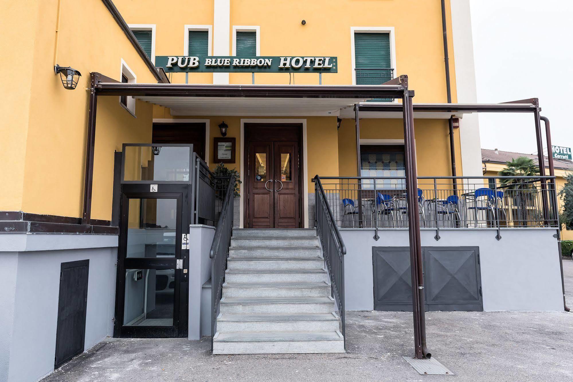 Hotel Blue Ribbon Verceil Extérieur photo